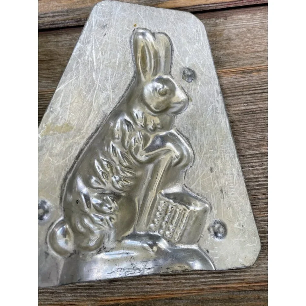 Vintage Eppelsheimer Standing Rabbit with basket Chocolate Candy Mold